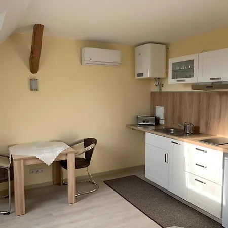 Mochow Apartment *